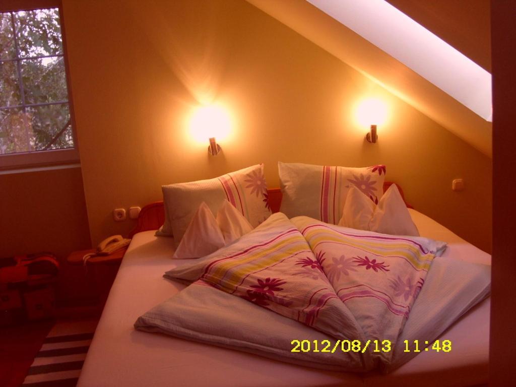 Korona Szallo Hotel Nagykanizsa Værelse billede