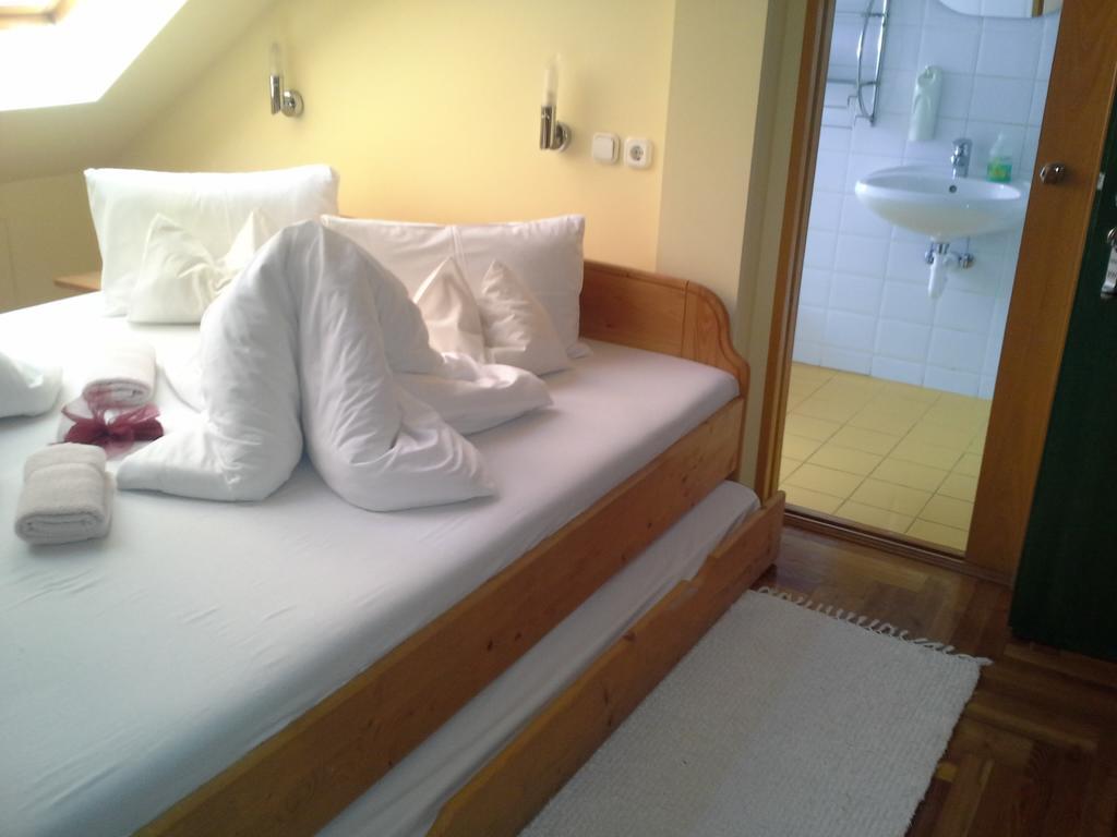 Korona Szallo Hotel Nagykanizsa Eksteriør billede